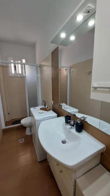 Simply Meraki Gytheian Apt With Panoramic Sea View 伊西翁 外观 照片